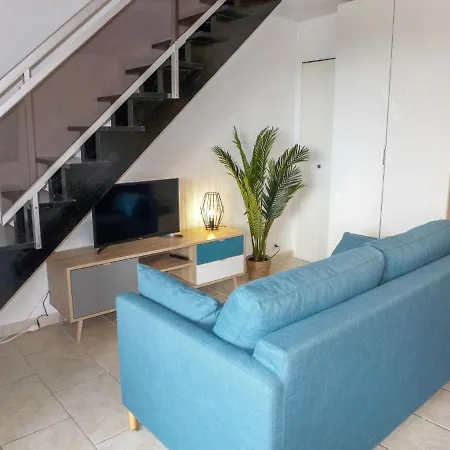 Apartamento Les Caroubiers-1 By Interhome *