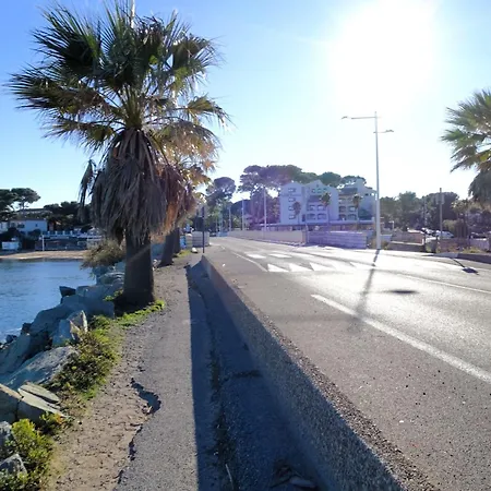 Διαμέρισμα Les Caroubiers-1 By Interhome *